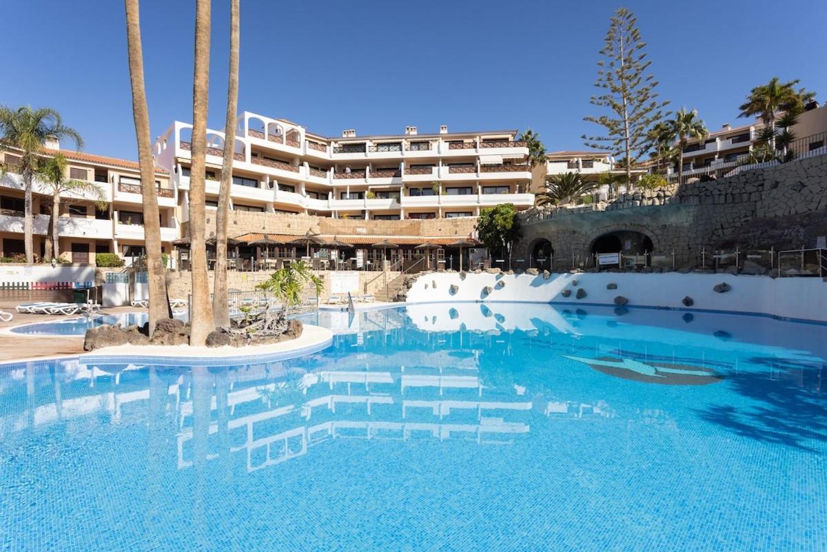 Green Oasis With Pool Access In Amarilla Golf San Miguel de Abona Exterior foto